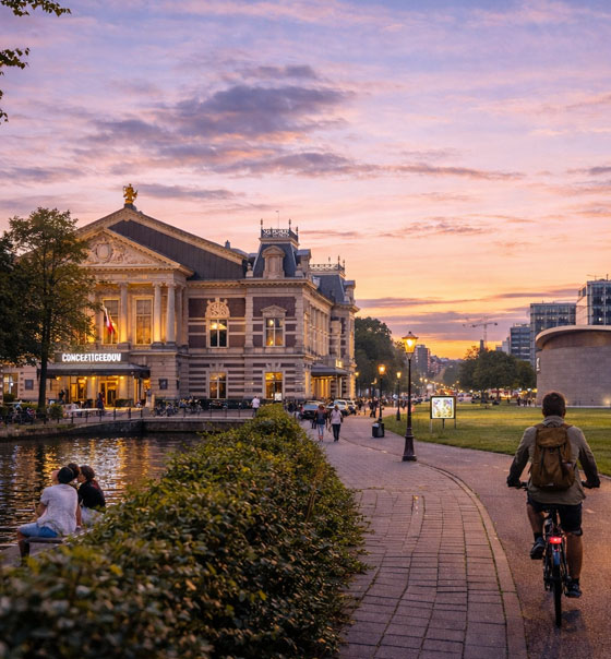 Experiencing Amsterdam